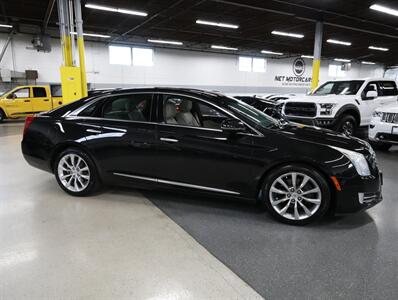 2015 Cadillac XTS Luxury AWD   - Photo 8 - Addison, IL 60101