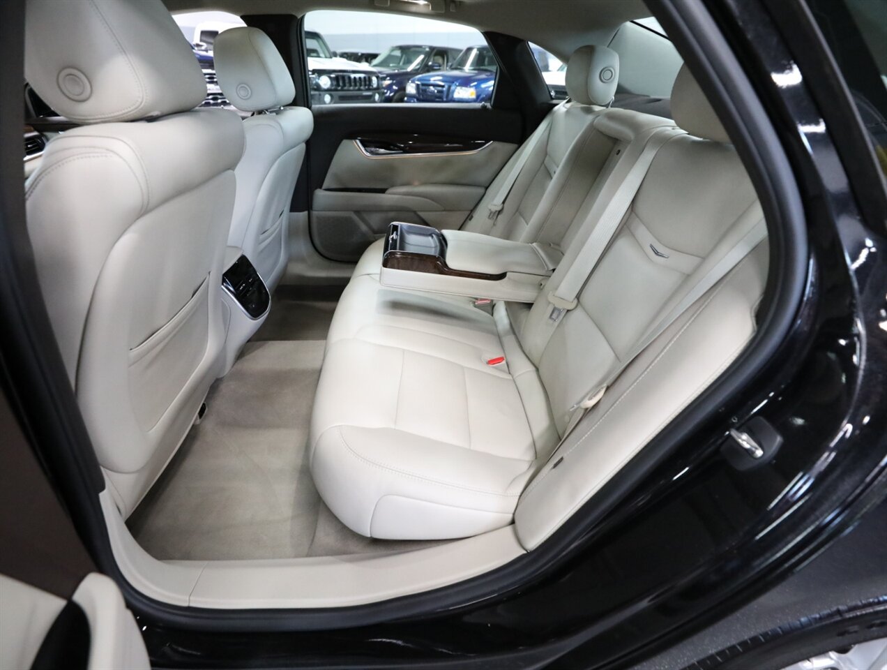2015 Cadillac XTS Luxury AWD - Photo 25 - Addison, IL 60101
