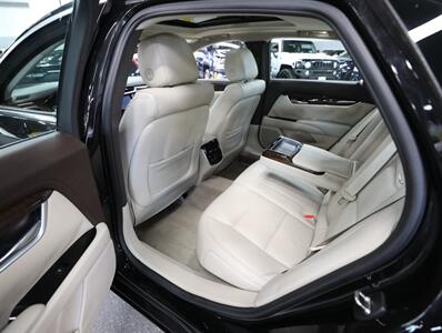 2015 Cadillac XTS Luxury AWD   - Photo 24 - Addison, IL 60101