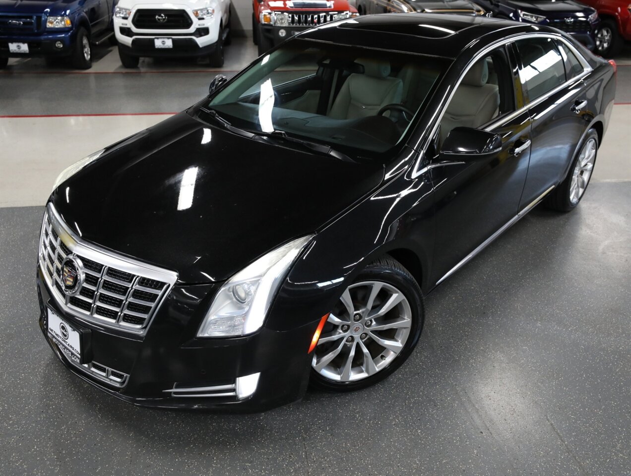2015 Cadillac XTS Luxury AWD - Photo 2 - Addison, IL 60101