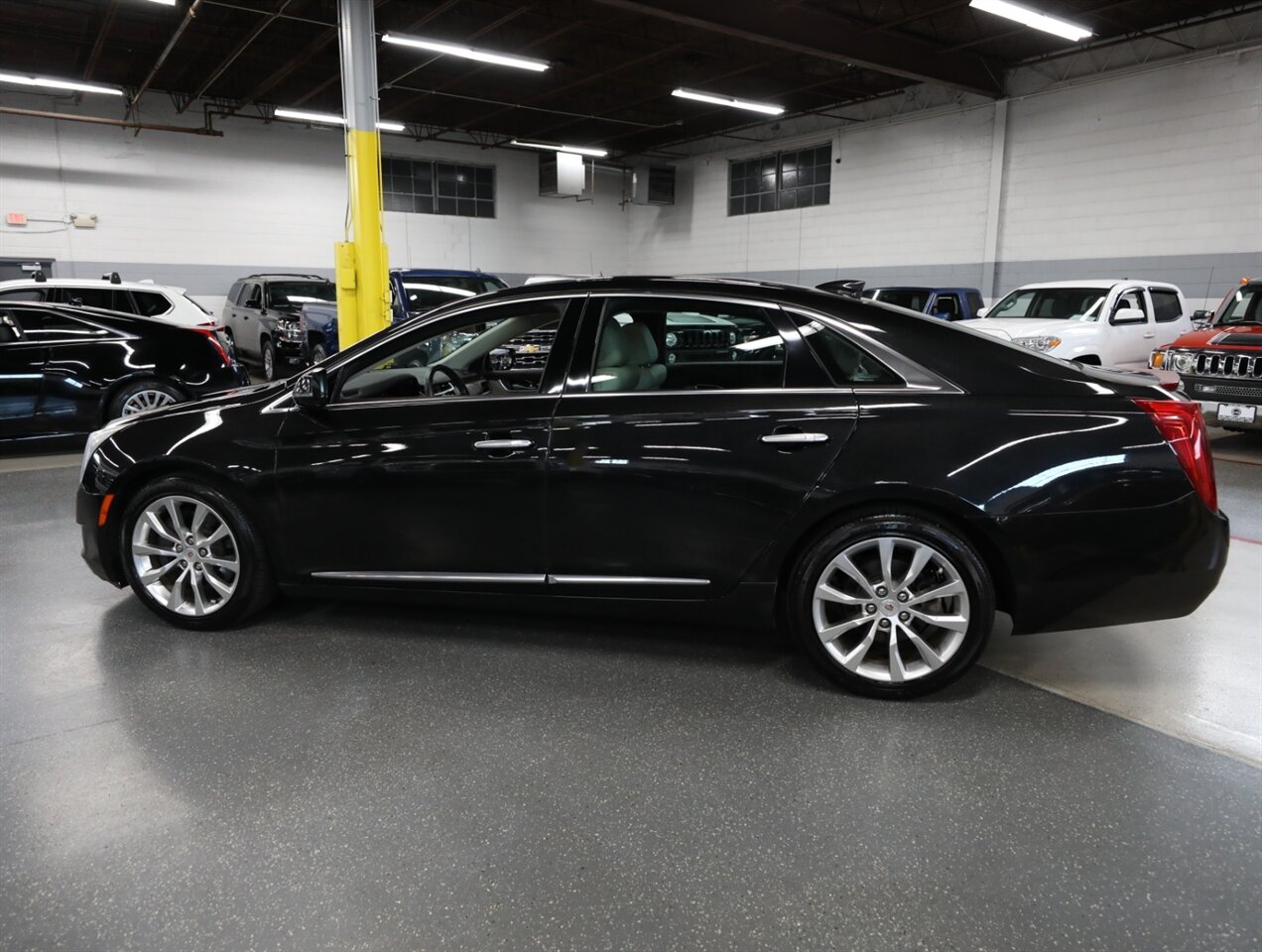 2015 Cadillac XTS Luxury AWD - Photo 15 - Addison, IL 60101