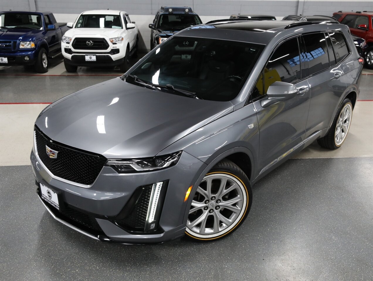 2020 Cadillac XT6 Sport AWD   - Photo 2 - Addison, IL 60101