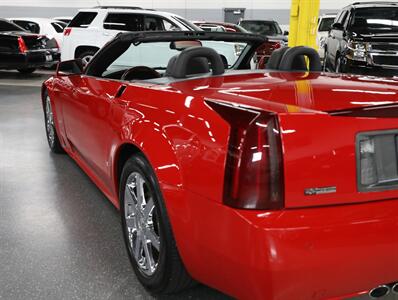 2007 Cadillac XLR Passion Red Limited Editi   - Photo 18 - Addison, IL 60101