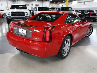 2007 Cadillac XLR Passion Red Limited Editi   - Photo 43 - Addison, IL 60101