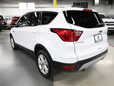 2019 Ford Escape SE AWD   - Photo 11 - Addison, IL 60101