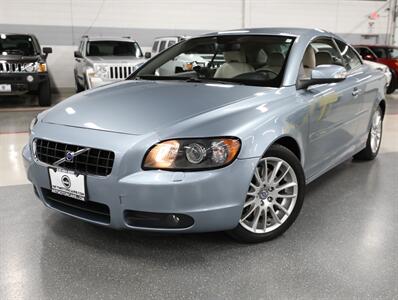 2008 Volvo C70 T5   - Photo 2 - Addison, IL 60101