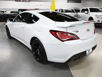 2015 Hyundai Genesis Coupe 3.8 Ultimate   - Photo 15 - Addison, IL 60101