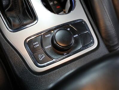 2019 Jeep Grand Cherokee Limited 4X4 - Photo 35 - Addison, IL 60101