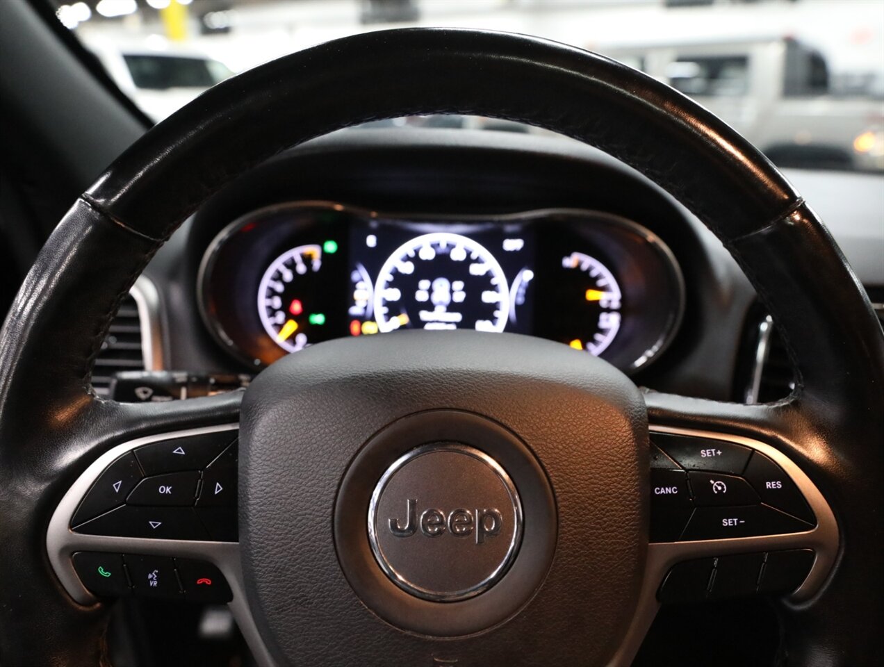 2019 Jeep Grand Cherokee Limited 4X4 - Photo 43 - Addison, IL 60101