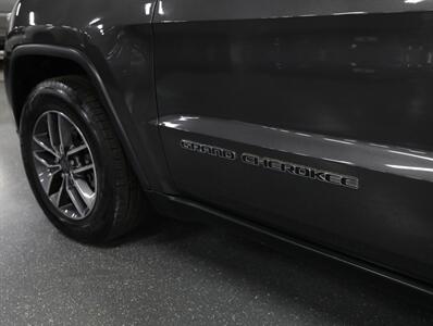2019 Jeep Grand Cherokee Limited 4X4 - Photo 17 - Addison, IL 60101
