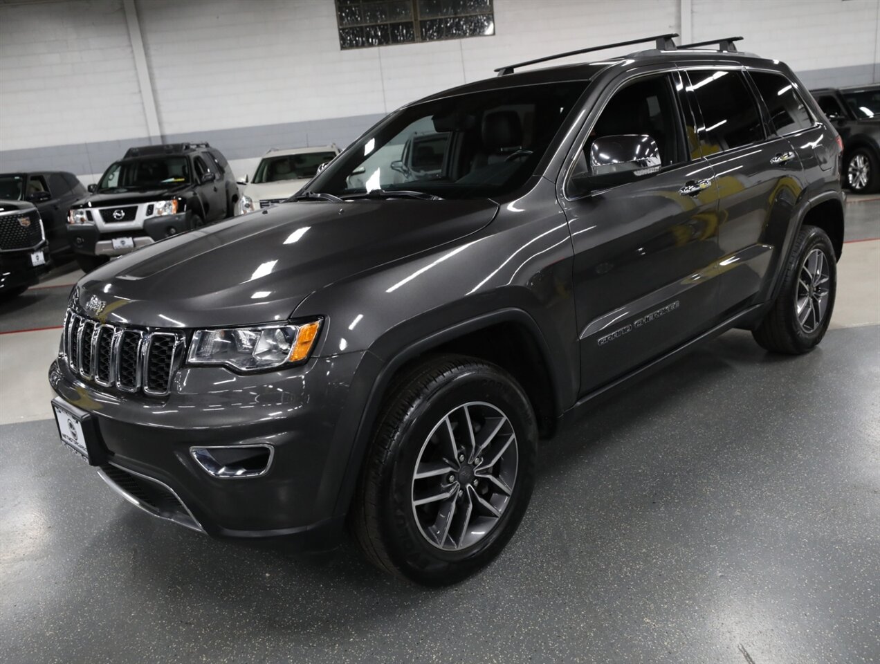2019 Jeep Grand Cherokee Limited 4X4 - Photo 4 - Addison, IL 60101