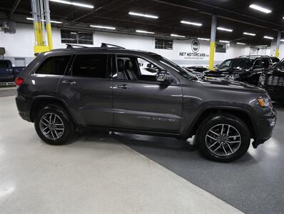 2019 Jeep Grand Cherokee Limited 4X4 - Photo 8 - Addison, IL 60101