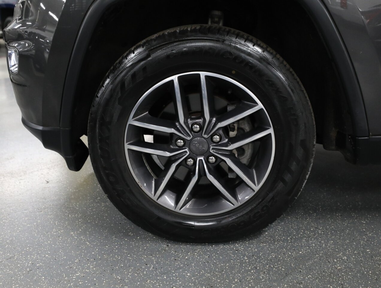 2019 Jeep Grand Cherokee Limited 4X4 - Photo 48 - Addison, IL 60101