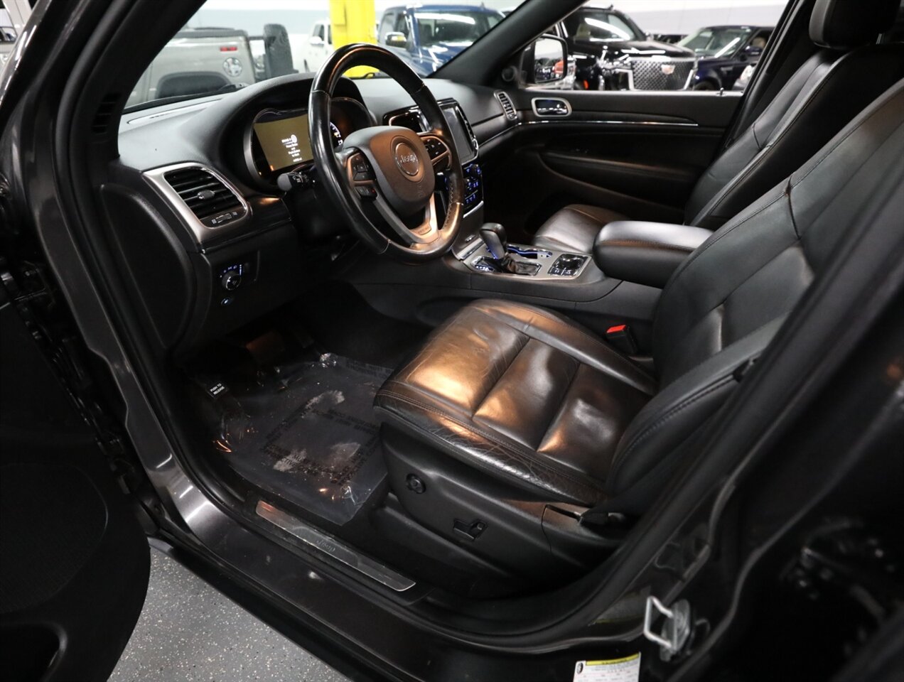 2019 Jeep Grand Cherokee Limited 4X4 - Photo 31 - Addison, IL 60101