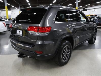 2019 Jeep Grand Cherokee Limited 4X4 - Photo 9 - Addison, IL 60101