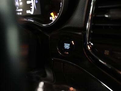 2019 Jeep Grand Cherokee Limited 4X4 - Photo 38 - Addison, IL 60101