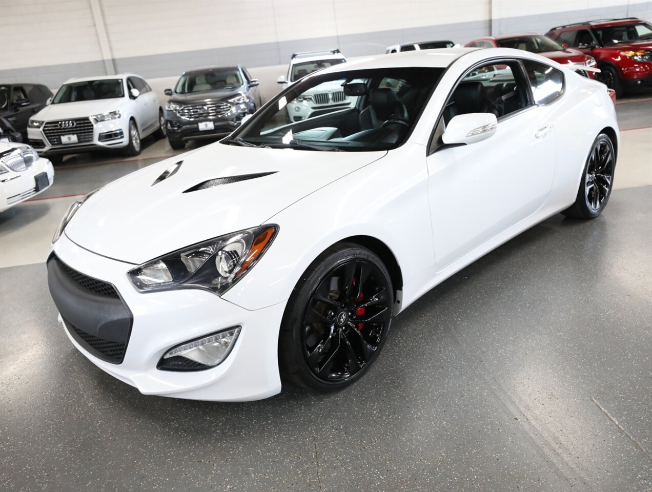 2016 Hyundai Genesis Coupe 3.8 R-Spec - Photo 4 - Addison, IL 60101