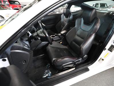 2016 Hyundai Genesis Coupe 3.8 R-Spec   - Photo 25 - Addison, IL 60101