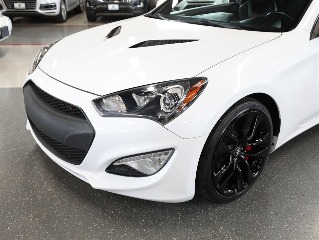 2016 Hyundai Genesis Coupe 3.8 R-Spec - Photo 3 - Addison, IL 60101