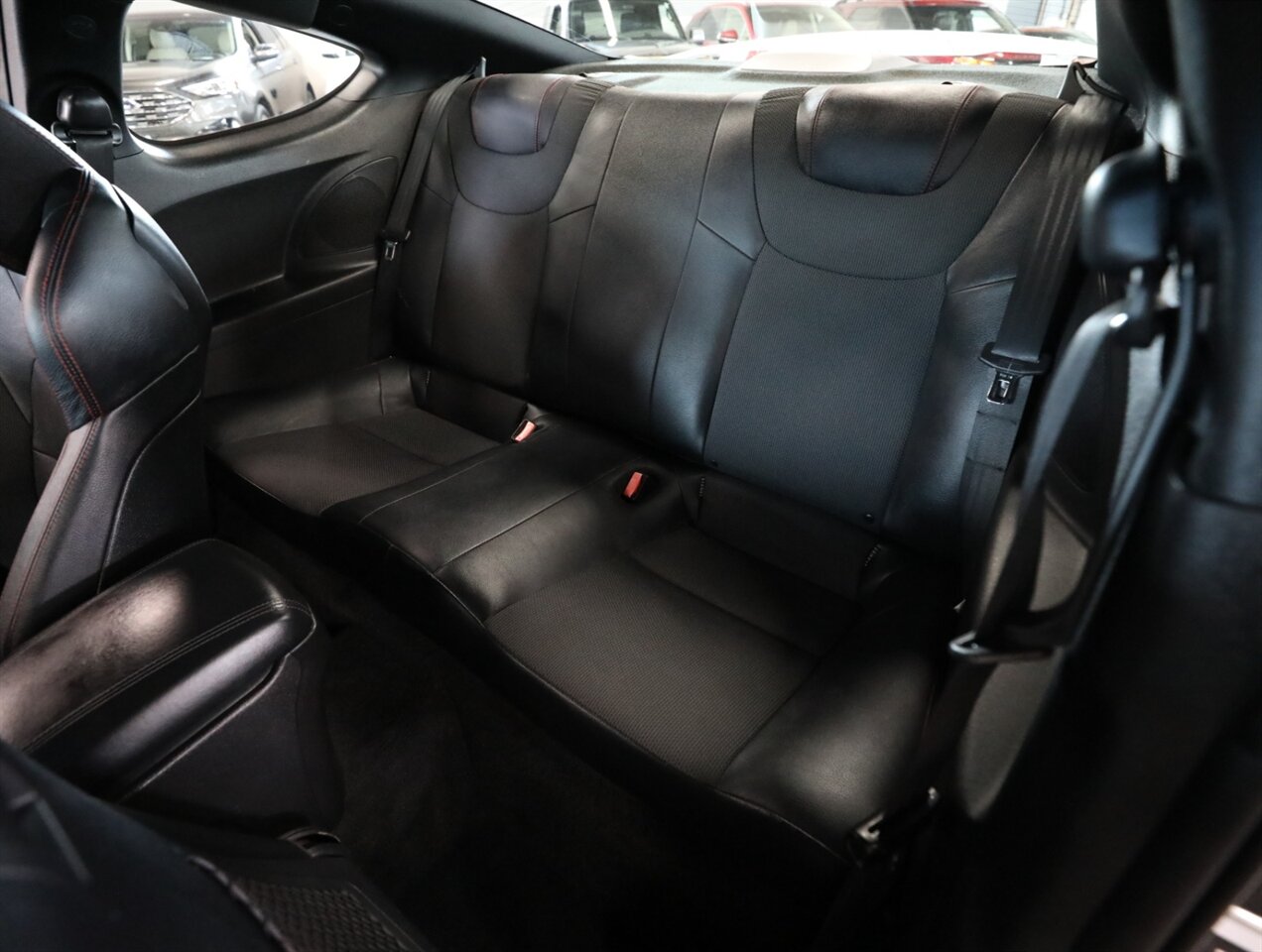 2016 Hyundai Genesis Coupe 3.8 R-Spec - Photo 22 - Addison, IL 60101