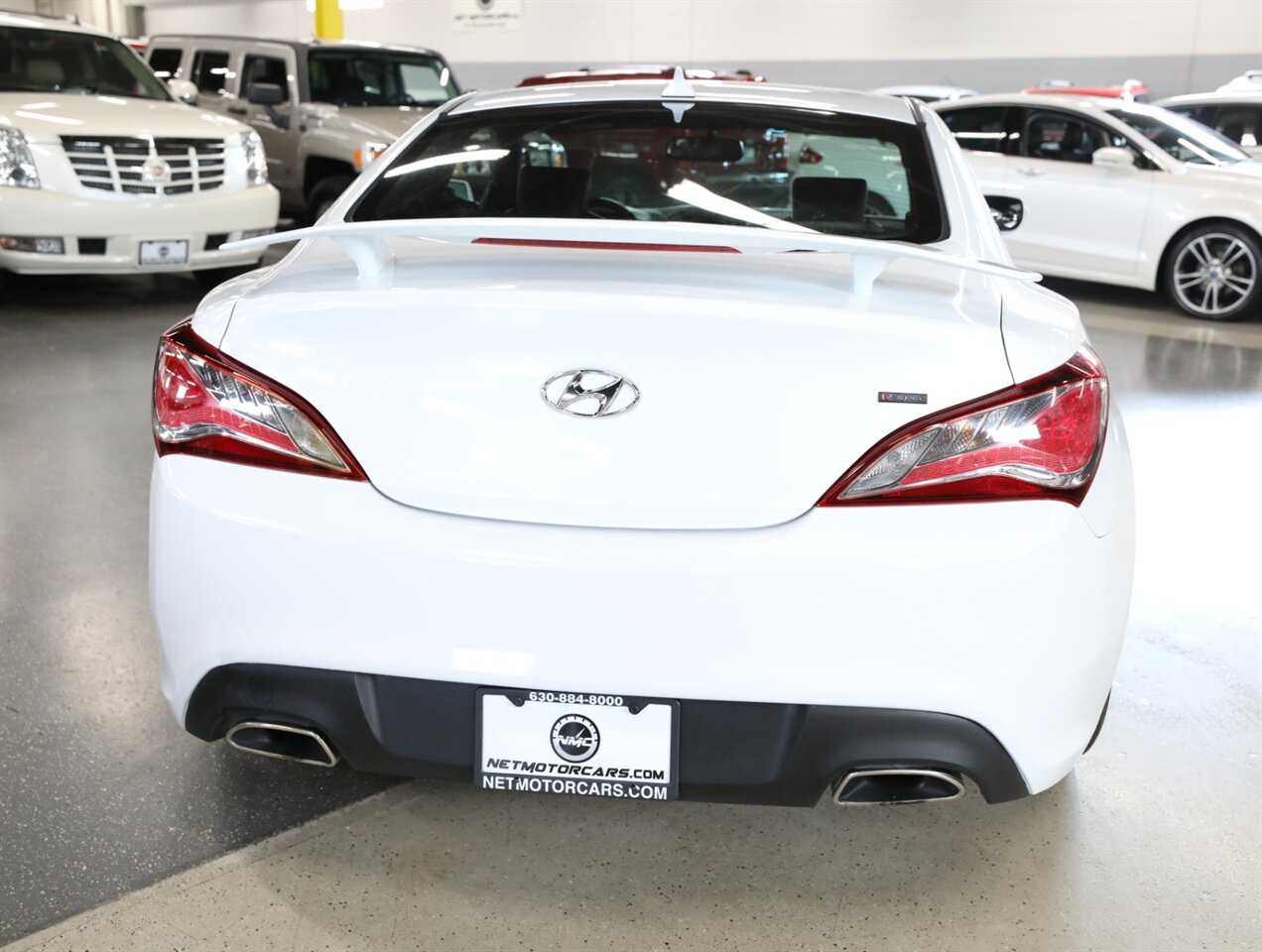 2016 Hyundai Genesis Coupe 3.8 R-Spec - Photo 10 - Addison, IL 60101