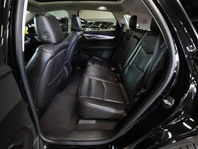 2017 Cadillac XT5 Premium Luxury - Photo 27 - Addison, IL 60101