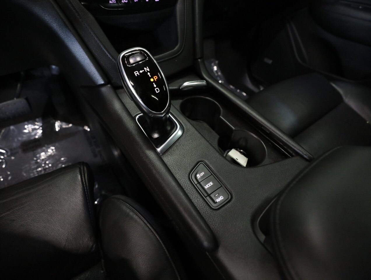 2017 Cadillac XT5 Premium Luxury - Photo 34 - Addison, IL 60101