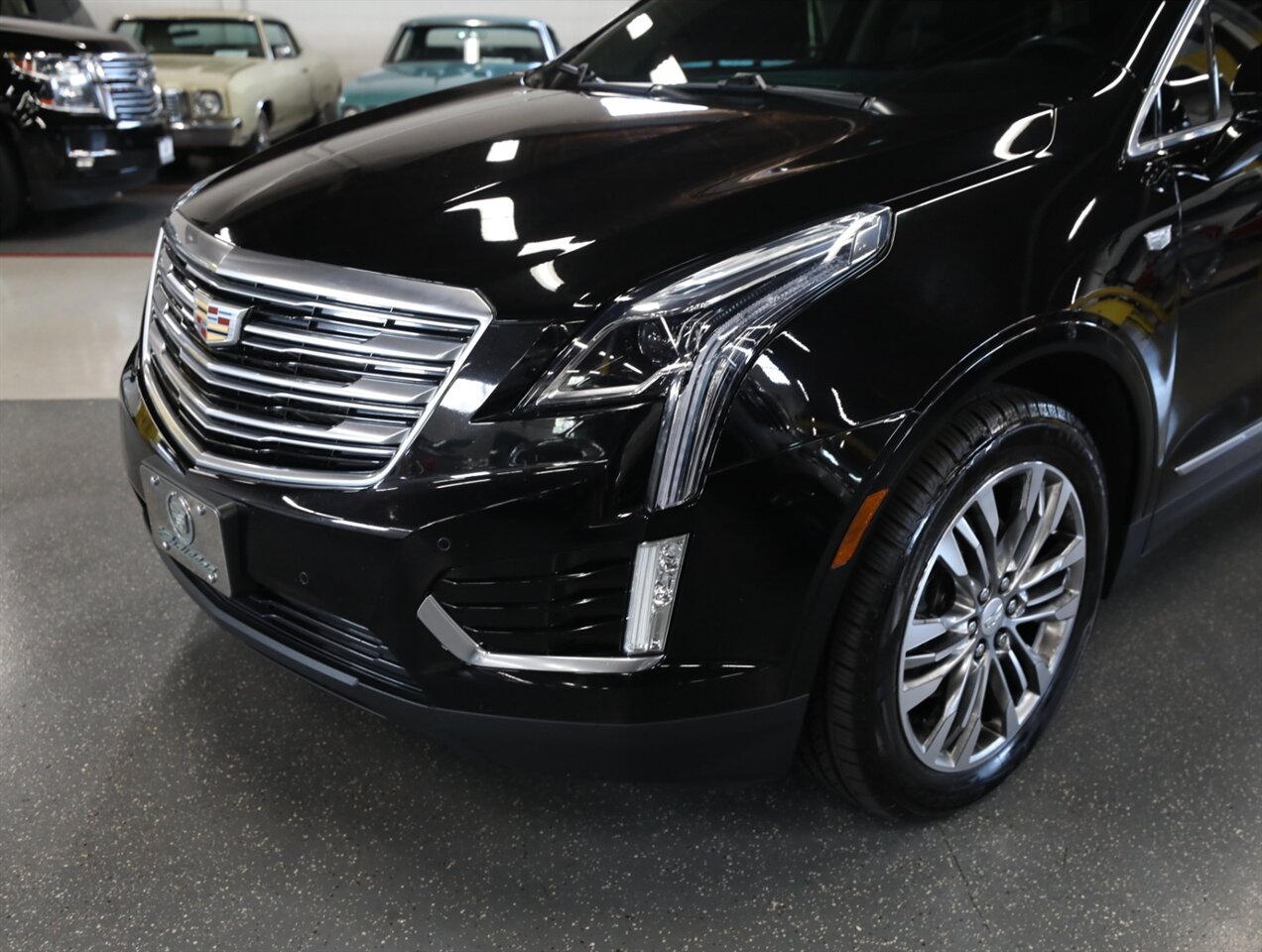 2017 Cadillac XT5 Premium Luxury - Photo 3 - Addison, IL 60101
