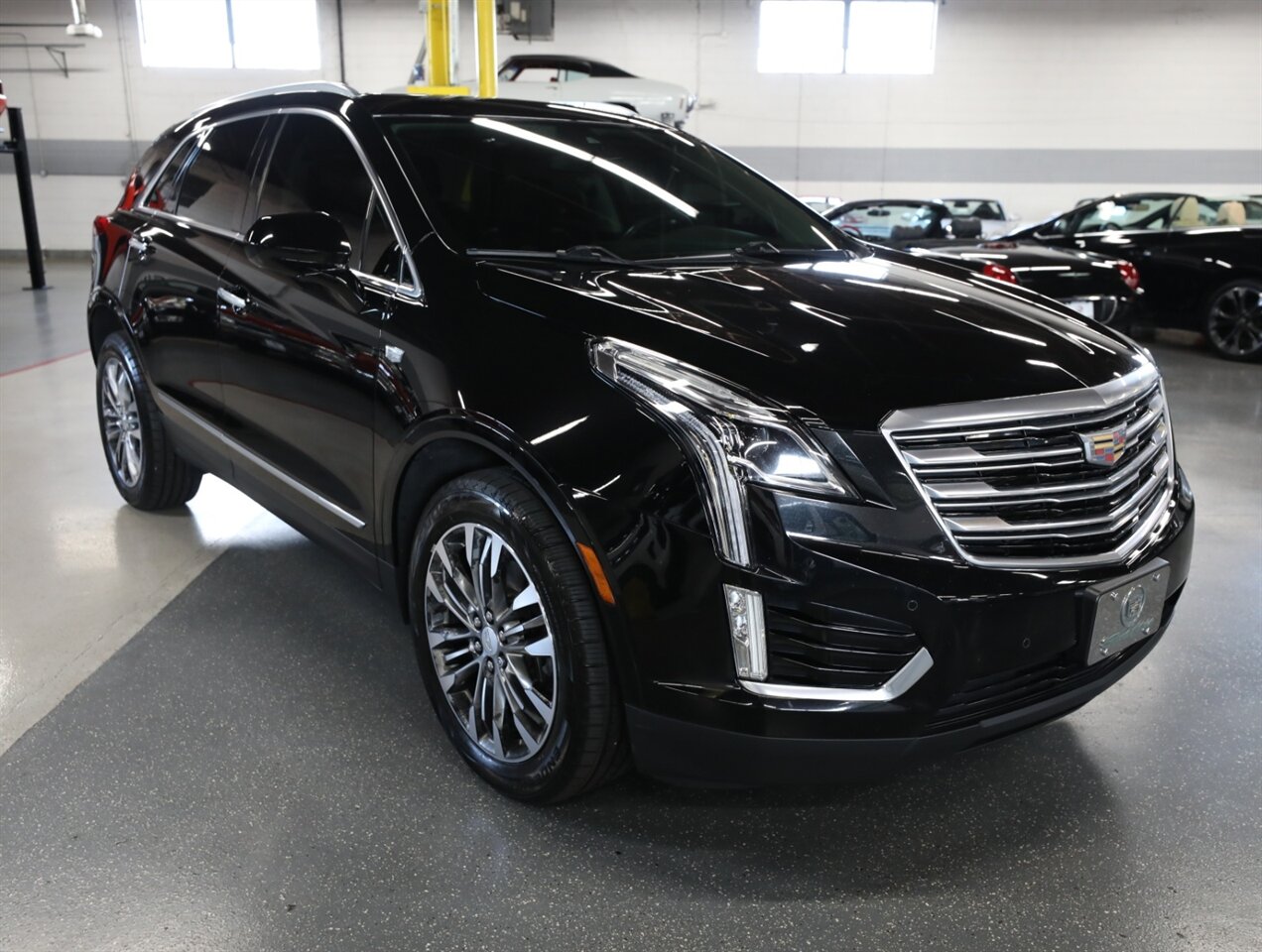 2017 Cadillac XT5 Premium Luxury - Photo 7 - Addison, IL 60101