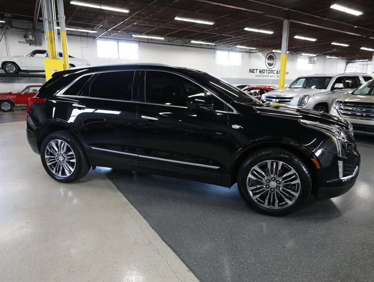 2017 Cadillac XT5 Premium Luxury - Photo 8 - Addison, IL 60101