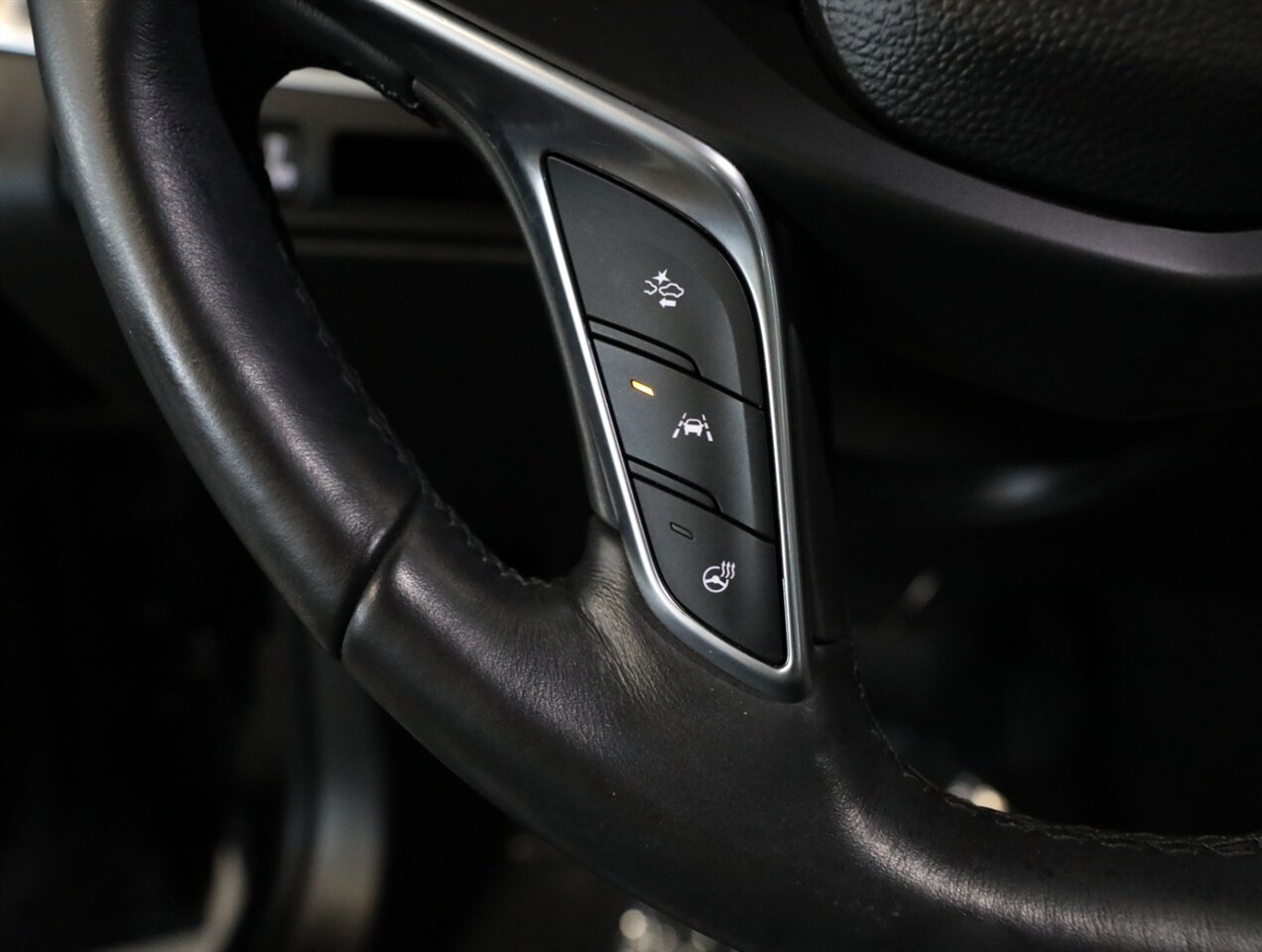 2017 Cadillac XT5 Premium Luxury - Photo 40 - Addison, IL 60101