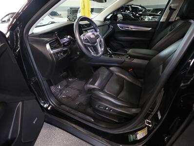 2017 Cadillac XT5 Premium Luxury - Photo 31 - Addison, IL 60101