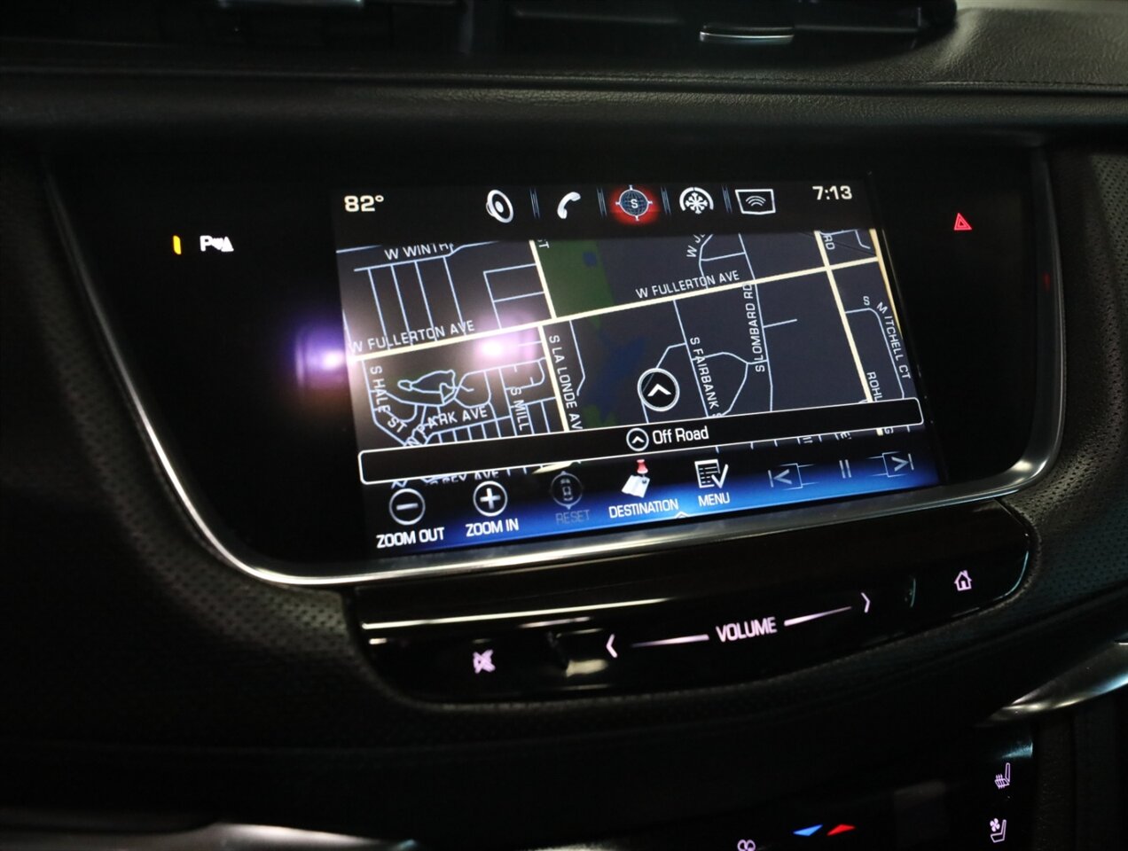 2017 Cadillac XT5 Premium Luxury - Photo 38 - Addison, IL 60101
