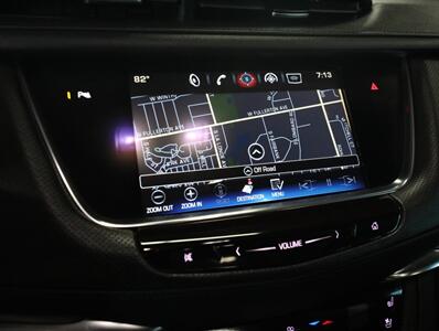 2017 Cadillac XT5 Premium Luxury - Photo 38 - Addison, IL 60101