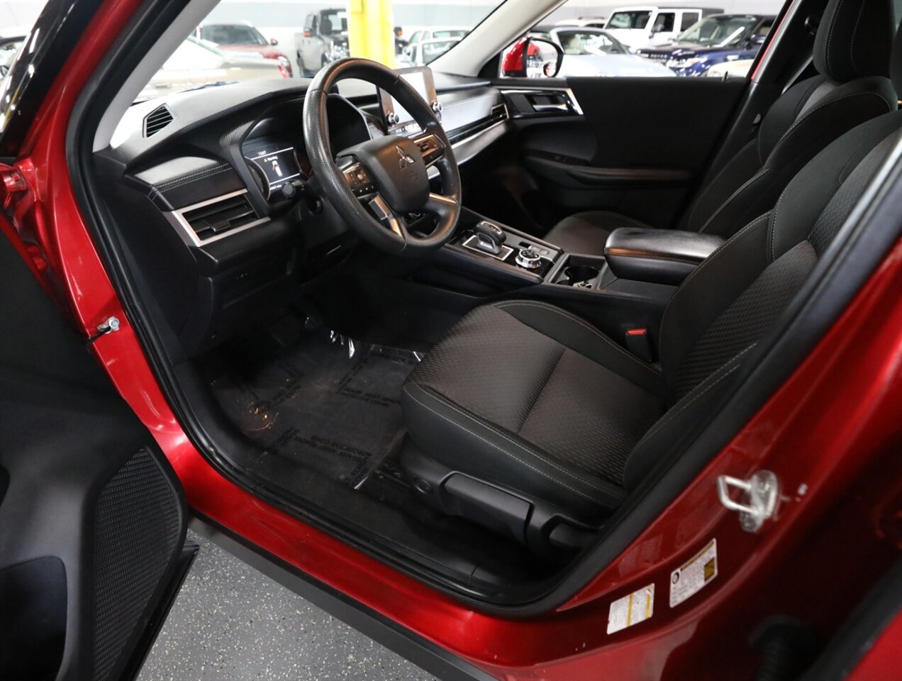 2022 Mitsubishi Outlander ES 2.5 S-AWC - Photo 29 - Addison, IL 60101