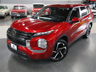 2022 Mitsubishi Outlander ES 2.5 S-AWC - Photo 2 - Addison, IL 60101