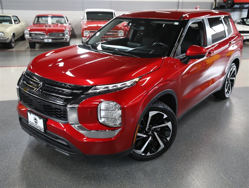 2022 Mitsubishi Outlander ES 2.5 S-AWC  