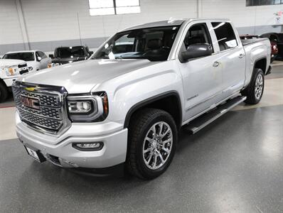 2017 GMC Sierra 1500 Denali 4WD   - Photo 4 - Addison, IL 60101