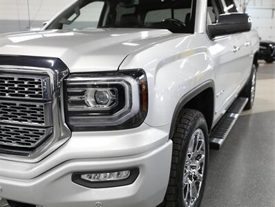 2017 GMC Sierra 1500 Denali 4WD   - Photo 5 - Addison, IL 60101