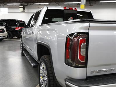 2017 GMC Sierra 1500 Denali 4WD   - Photo 16 - Addison, IL 60101