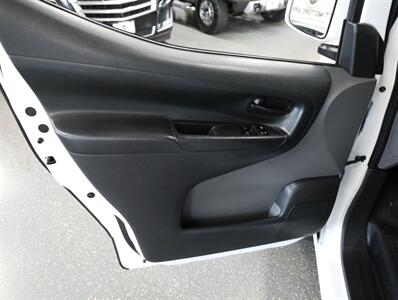 2018 Nissan NV200 SV   - Photo 29 - Addison, IL 60101