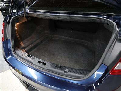 2017 Ford Taurus SHO AWD   - Photo 24 - Addison, IL 60101