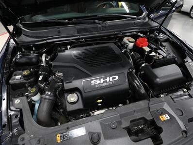 2017 Ford Taurus SHO AWD   - Photo 50 - Addison, IL 60101