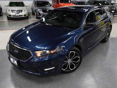 2017 Ford Taurus SHO AWD   - Photo 2 - Addison, IL 60101