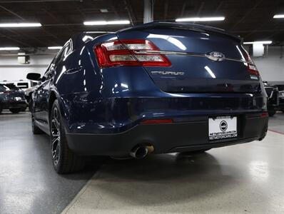 2017 Ford Taurus SHO AWD   - Photo 14 - Addison, IL 60101