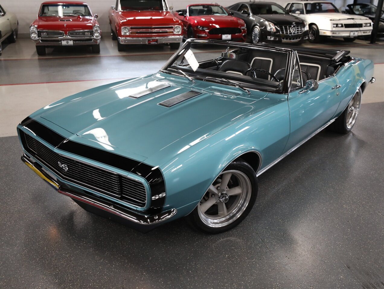 1967 Chevrolet Camaro RS/SS Convertible - Photo 2 - Addison, IL 60101