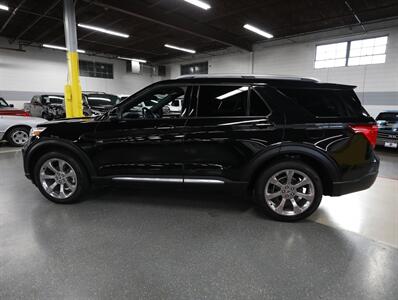 2020 Ford Explorer Platinum AWD   - Photo 16 - Addison, IL 60101