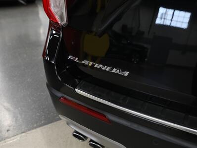 2020 Ford Explorer Platinum AWD   - Photo 11 - Addison, IL 60101