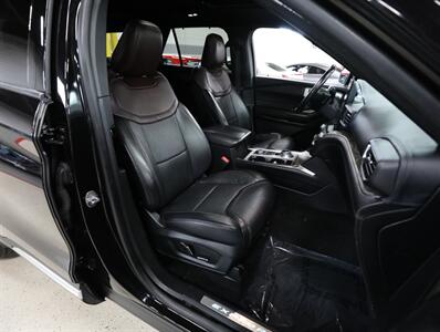 2020 Ford Explorer Platinum AWD   - Photo 19 - Addison, IL 60101