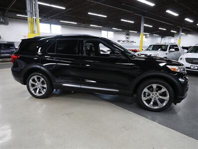 2020 Ford Explorer Platinum AWD   - Photo 8 - Addison, IL 60101